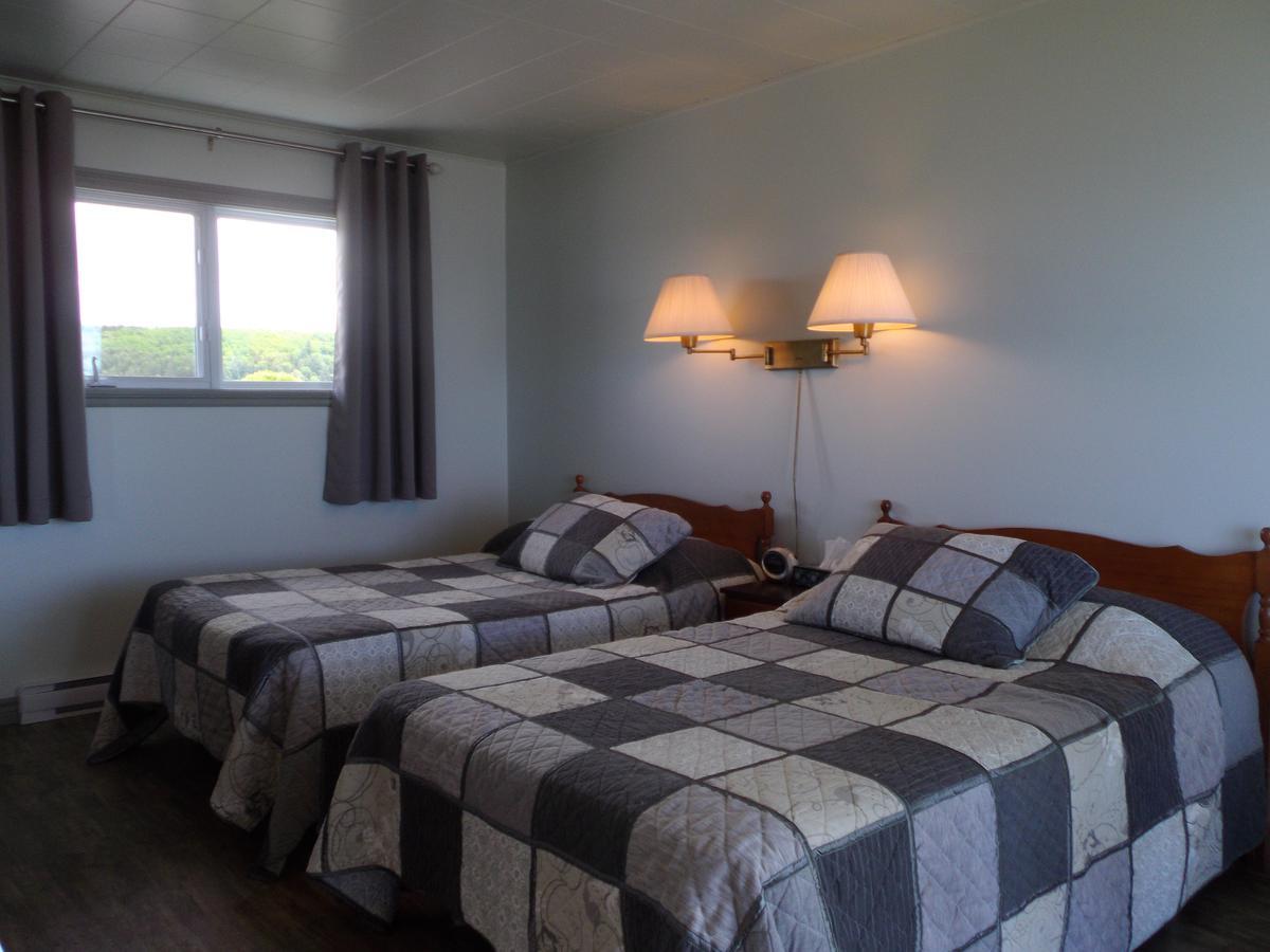 Motel Cap Blanc Kamouraska Exterior photo